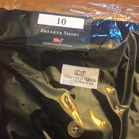 Vineyard Vines NWT boys Navy Blue size 10 shorts - Picture 2 of 4